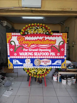 Papan Bunga di Magelung Kaliwungu Selatan